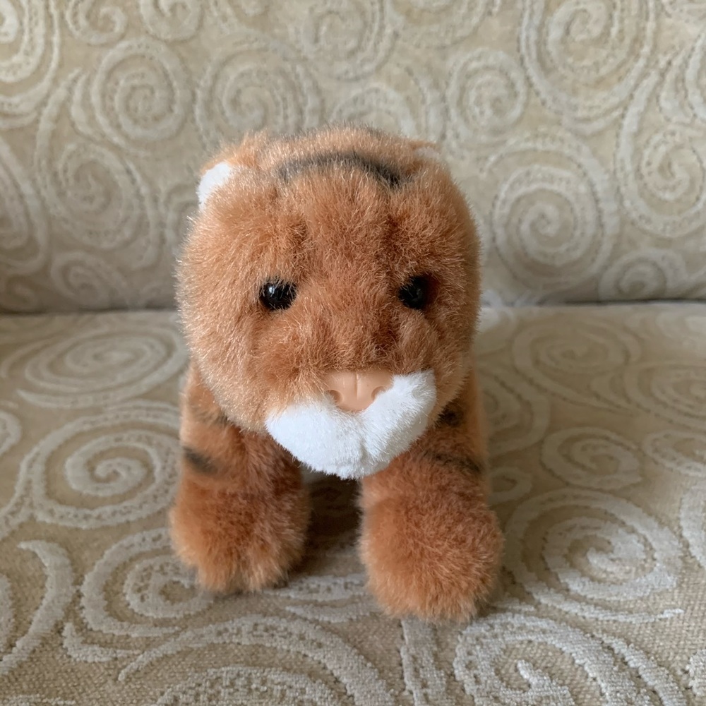 Gund Tiger Plush 8”